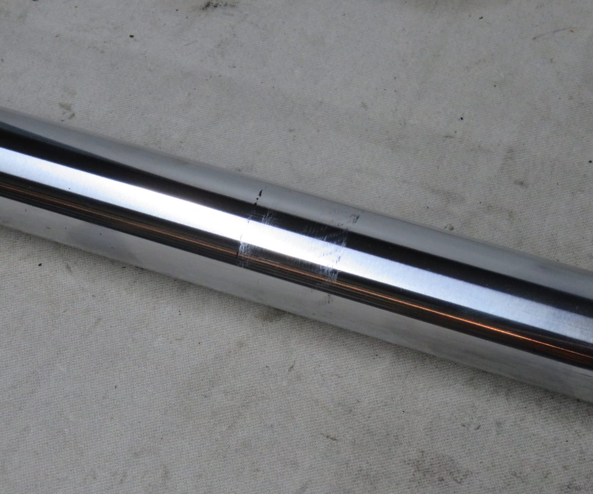 Kawasaki GPZ1000RX-ZX1000 Gabelbein Links Text lesen Kennung 3335 Preis VHB