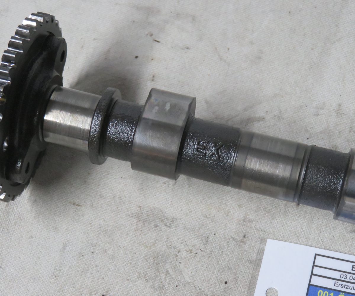 Kawasaki GPZ1000RX-ZX1000 Auslaßnockenwelle EX Kennung 3337 Preis VHB