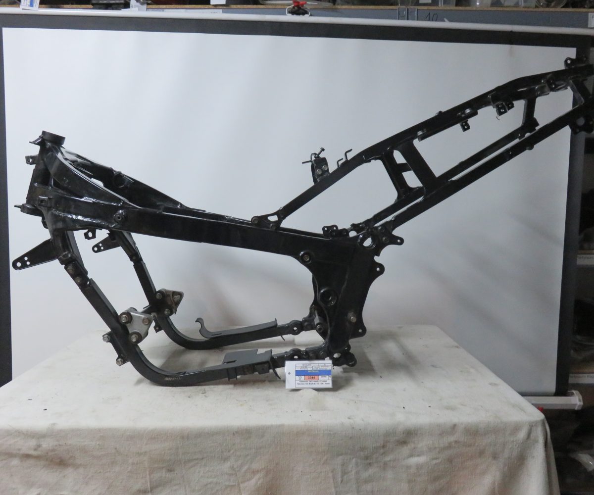 Kawasaki GPZ1000RX-ZX1000 Rahmen mit Brief BITTE TEXT lesen Kennung 3344 Preis VHB