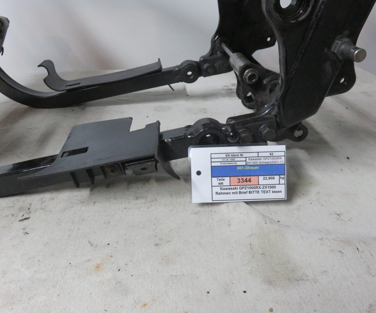 Kawasaki GPZ1000RX-ZX1000 Rahmen mit Brief BITTE TEXT lesen Kennung 3344 Preis VHB