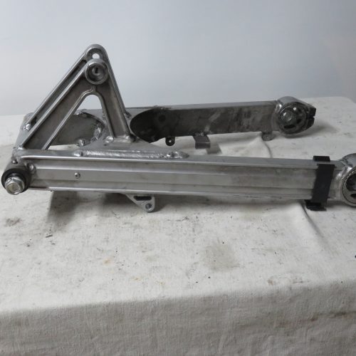 Kawasaki GPZ1000RX-ZX1000 Schwinge mit Achse Kennung 3345 Preis VHB