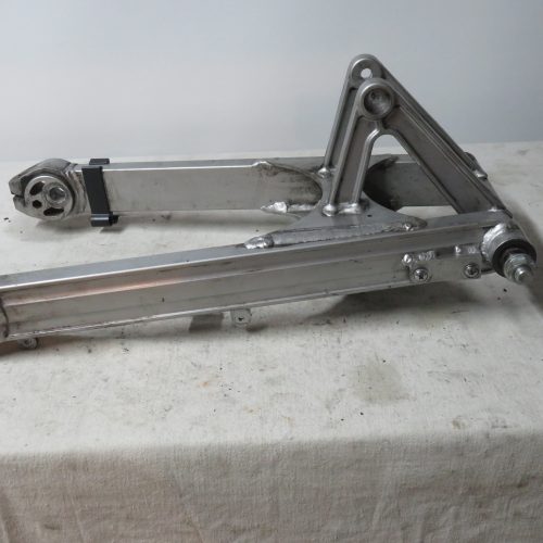Kawasaki GPZ1000RX-ZX1000 Schwinge mit Achse Kennung 3345 Preis VHB