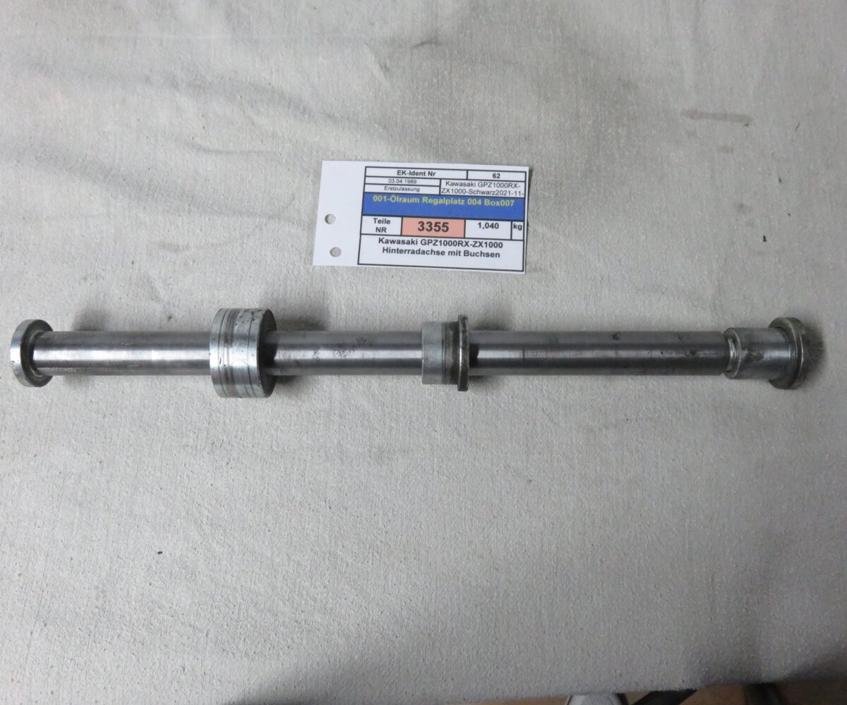 Kawasaki GPZ1000RX-ZX1000 Hinterradachse mit Buchsen Kennung 3355 Preis VHB
