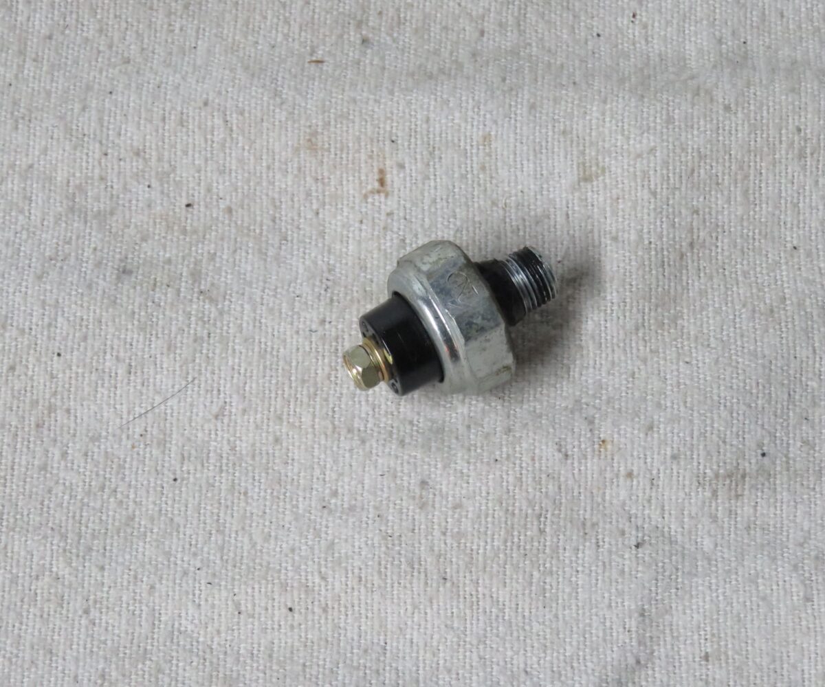 Honda CB500 -PC32 Öldruckschalter Kennung2880