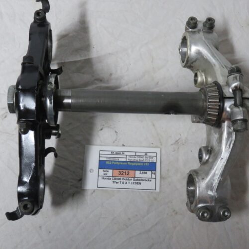 Honda CB900 Boldor Gabelbrücke 37er T E X T LESEN Kennung3212