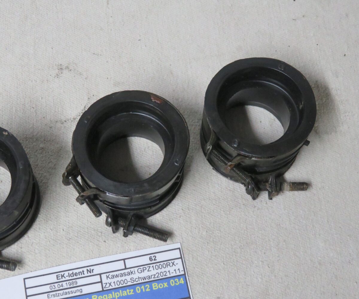 Kawasaki GPZ1000RX-ZX1000 Ansauggummis Vergaser-Motor mit Schellen Kennung 3363 Preis VHB