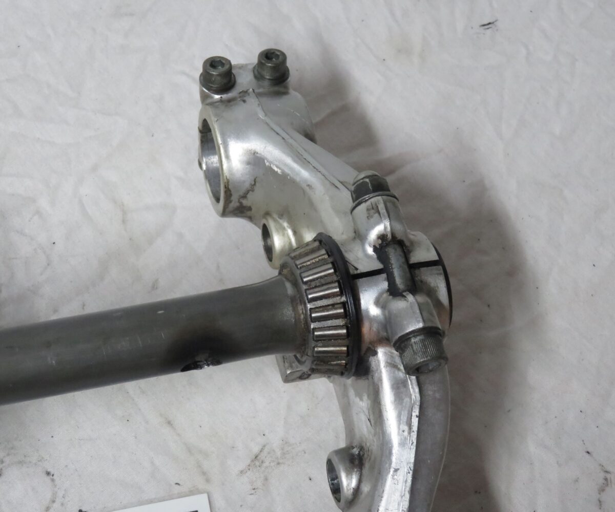 Honda CB900 Boldor Gabelbrücke 37er T E X T LESEN Kennung3212