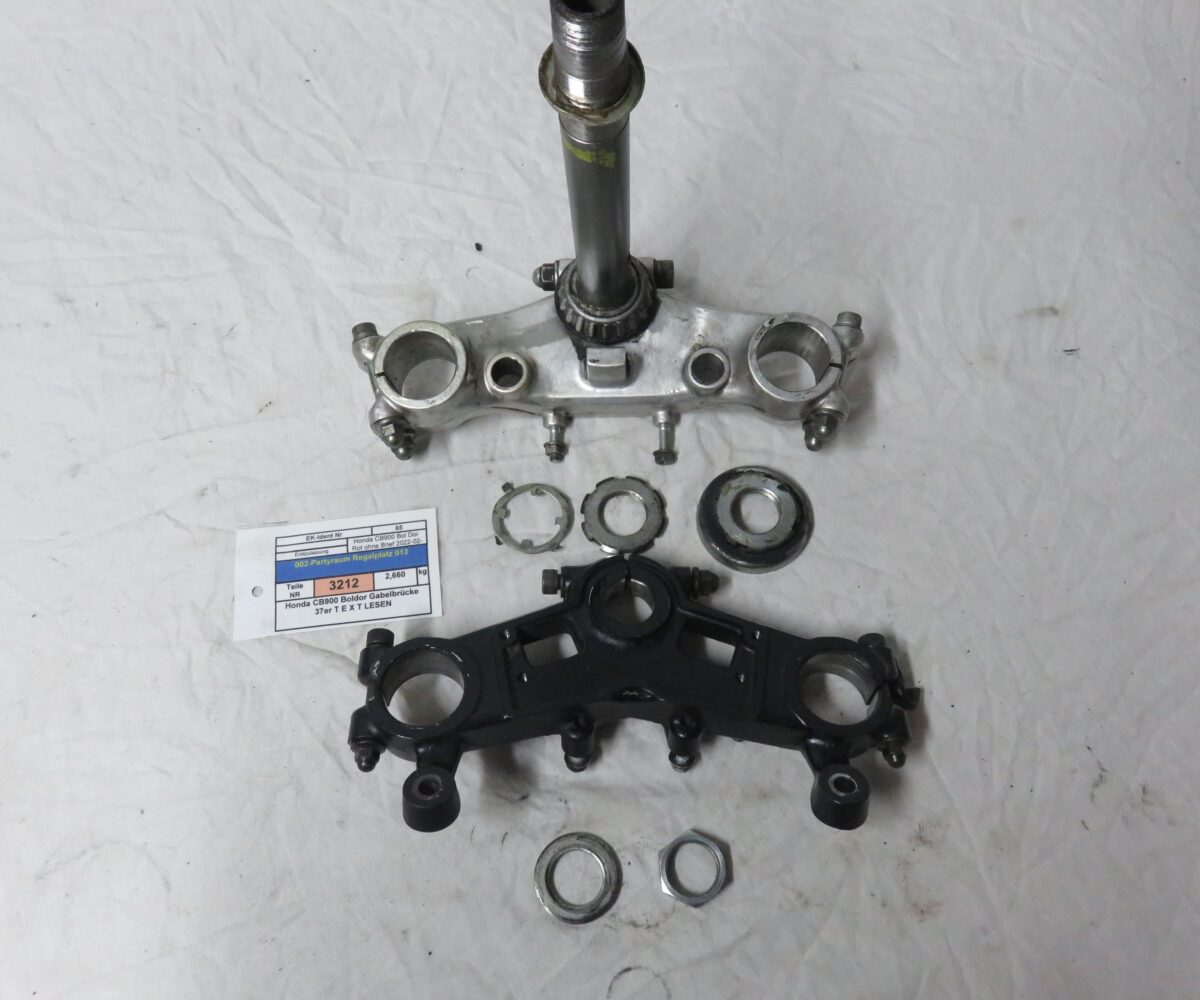 Honda CB900 Boldor Gabelbrücke 37er T E X T LESEN Kennung3212