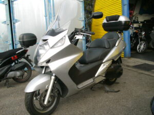 01_Honda-Silverwing-600-silber-26.11.24-01