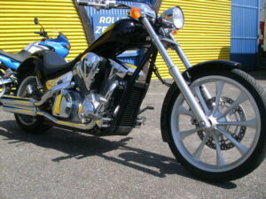 02_Honda-CX1300-Fury-schwarz-03.06.24-02