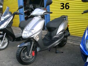 06_Kymco-Vitality-50-silber-grau-25.01.24-01