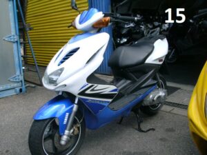 26_Yamaha-Aerox-50-weis-blau-04.06.24-01